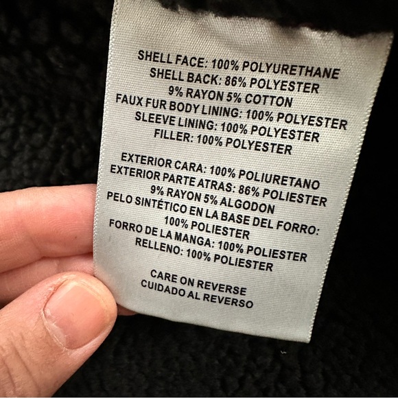 LEVIS Faux Leather Sherpa Lined Black Snap Zip Trucker Jacket NWT Mens Sz M - Picture 12 of 12